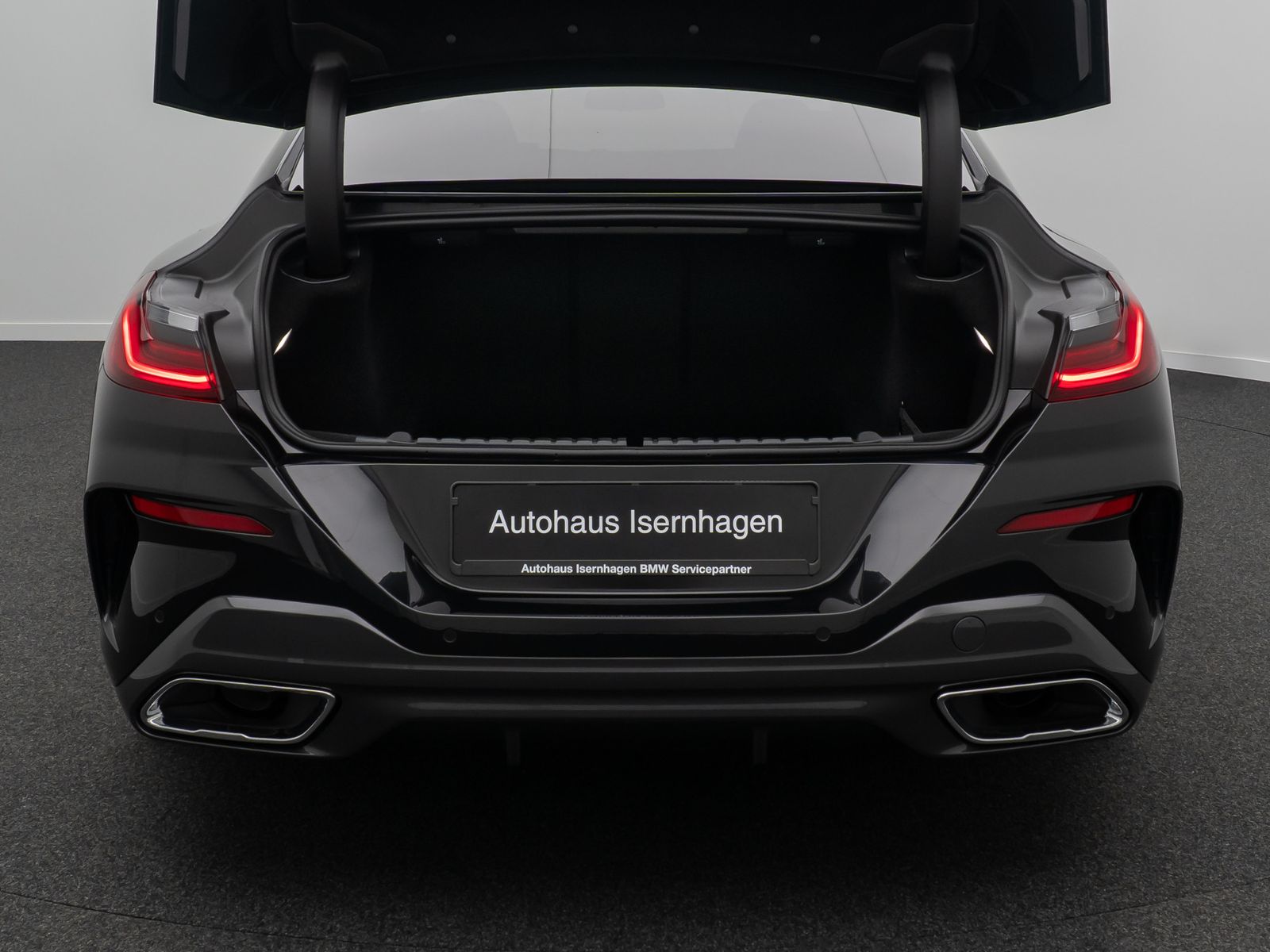 Fahrzeugabbildung BMW 840i Gran Coupé M Sport DAB SoftClose DisplayKey