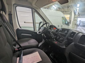 Fotografie 2 des Opel Movano 2.2 BlueHDi L3H2 2WD VA S&S