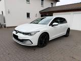 Volkswagen Golf VIII R-line 18" Automatik LED Navi Pro