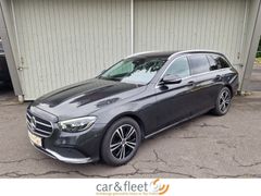 Fahrzeugabbildung Mercedes-Benz E 220d T Avantgarde Navi LED SiHz RFK AHK Luftfa