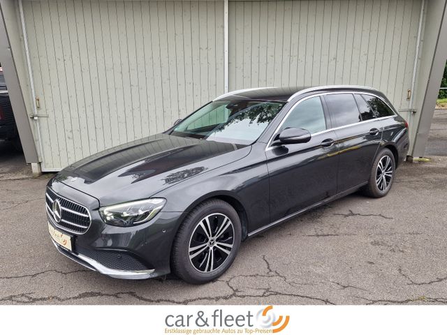 Mercedes-Benz E 220d T Avantgarde Navi LED SiHz RFK AHK Luftfa