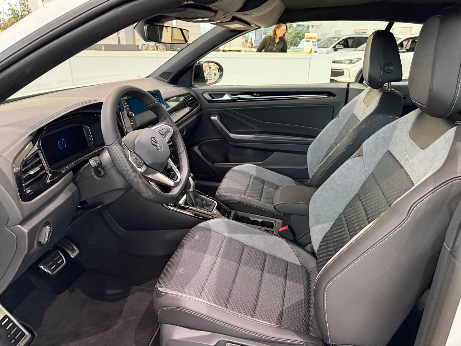 Volkswagen T-Roc - Bild 7