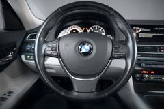 BMW 730d xDrive AHK HUD - TOP Ausstattung Unfallfrei