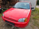 Toyota Starlet 1.3 Auto - - Toyota Starlet: 1.3
