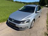 Volkswagen Passat Variant Trendline BlueMotion Automatik - gebrauchte VW Passat Variant aus dem Jahr 2012