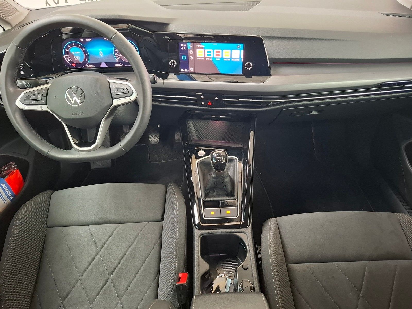 Fahrzeugabbildung Volkswagen Golf VIII Lim Style 1.5 TSI +ACC +LED+AppConnect