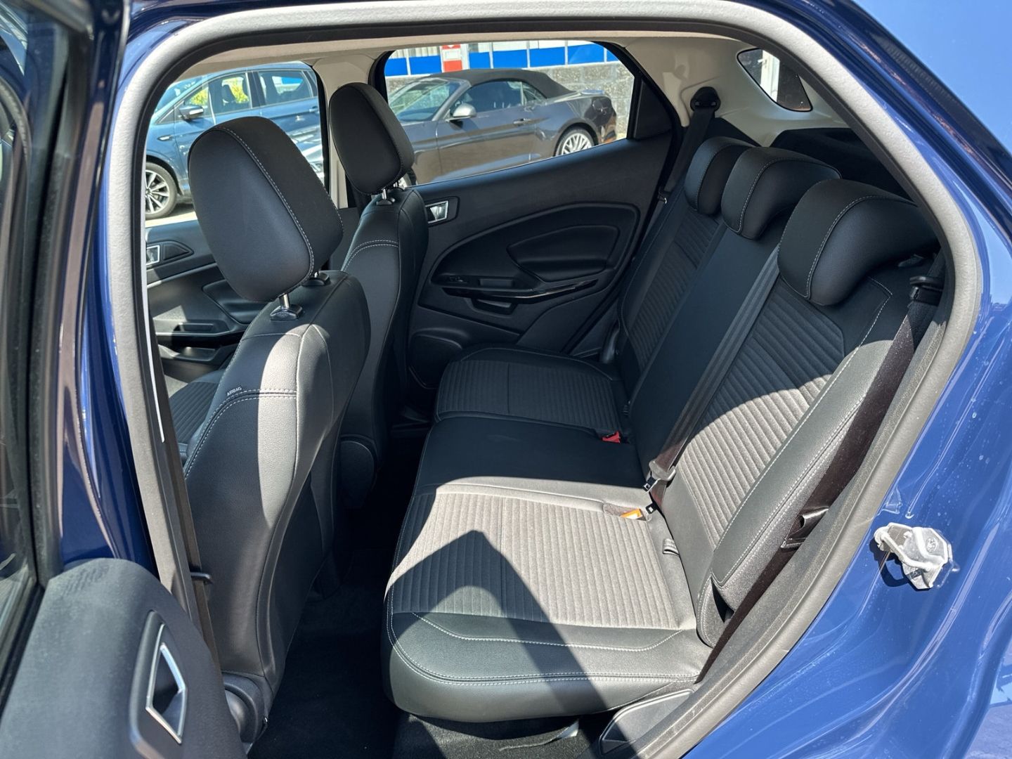 Fahrzeugabbildung Ford EcoSport Titanium 1.0 EcoBoost EU6d LED DAB Wint