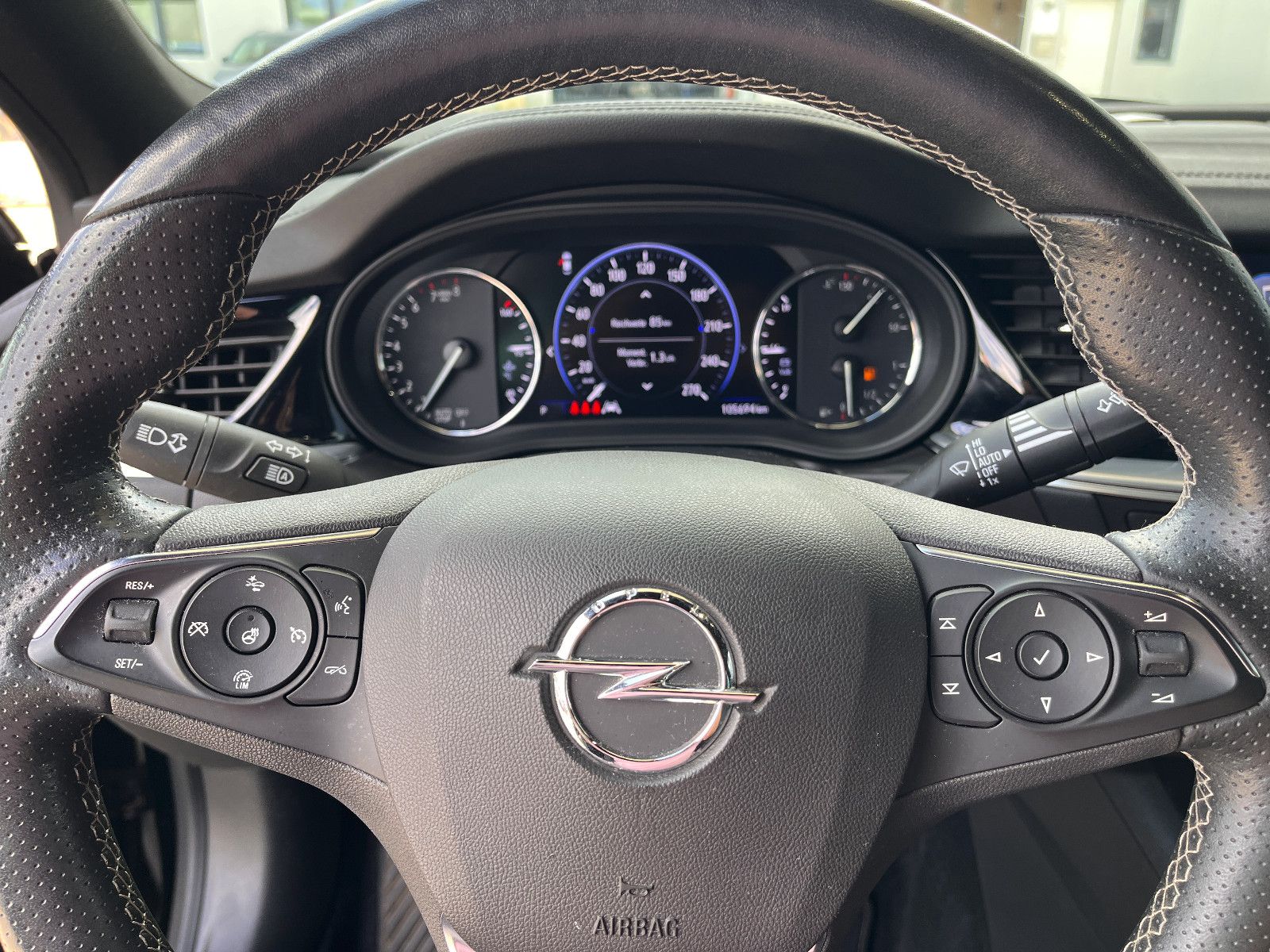 Fahrzeugabbildung Opel Insignia B Grand Sport Elegance