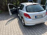 Peugeot 207 SW Premium 120 VTi Automatik Premium - Peugeot 207 in Dresden