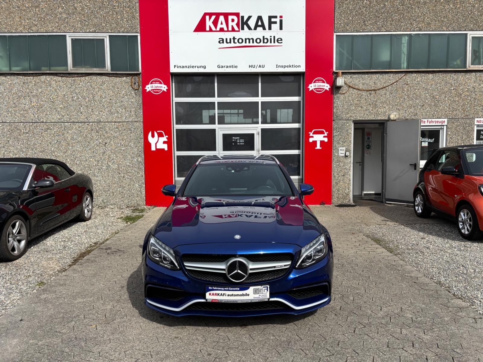 Mercedes-Benz C 63 AMG-**2xHAND**