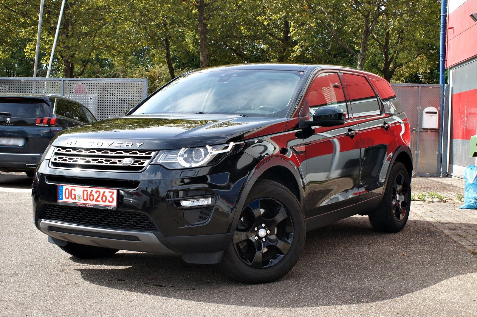 Land-Rover Discovery - 1
