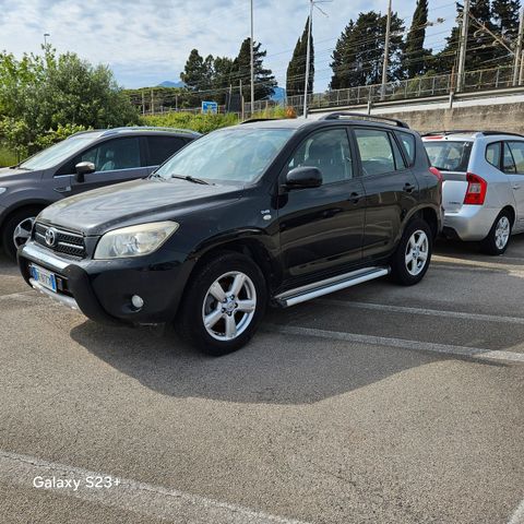 Toyota RAV 4 RAV4 2.2 D-4D 136 CV Sol