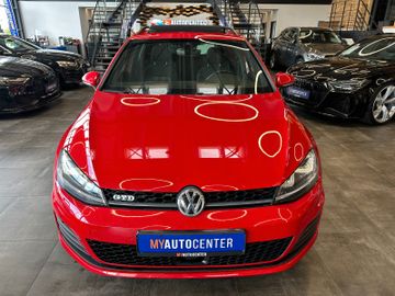 Volkswagen Golf *1.HAND*PANO*STHZ*AHK*ACC*NAV*2-ZONEN*