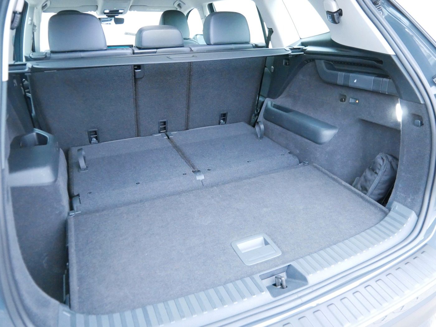 Fahrzeugabbildung Volkswagen Tayron 1.5 Life NEU55T 7-Sitzer Matrix AHK Kamer