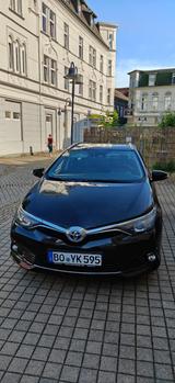 Toyota Auris 2019 - 77500 - TÜV 05.28 - Toyota Auris in Essen