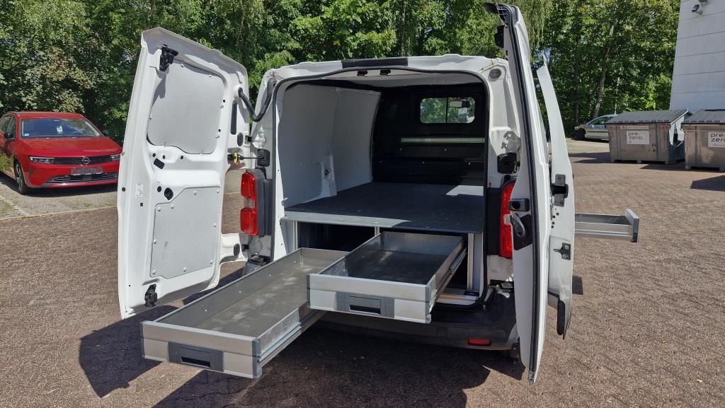 Autohaus Zimpel - Opel Vivaro Cargo M 1.5 CDTi BOTT+Rückfahrkamera - Bild 13 Autohaus Zimpel - Opel Vivaro Cargo M 1.5 CDTi BOTT+Rückfahrkamera - Bild 13