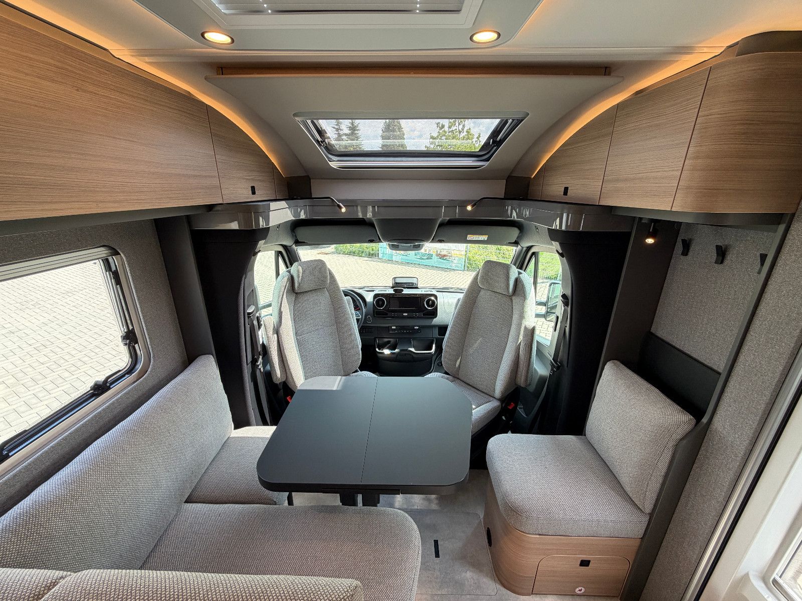 Fahrzeugabbildung HYMER / ERIBA / HYMERCAR B-Klasse MC-T 680 - 12.506€ Sparen!!!