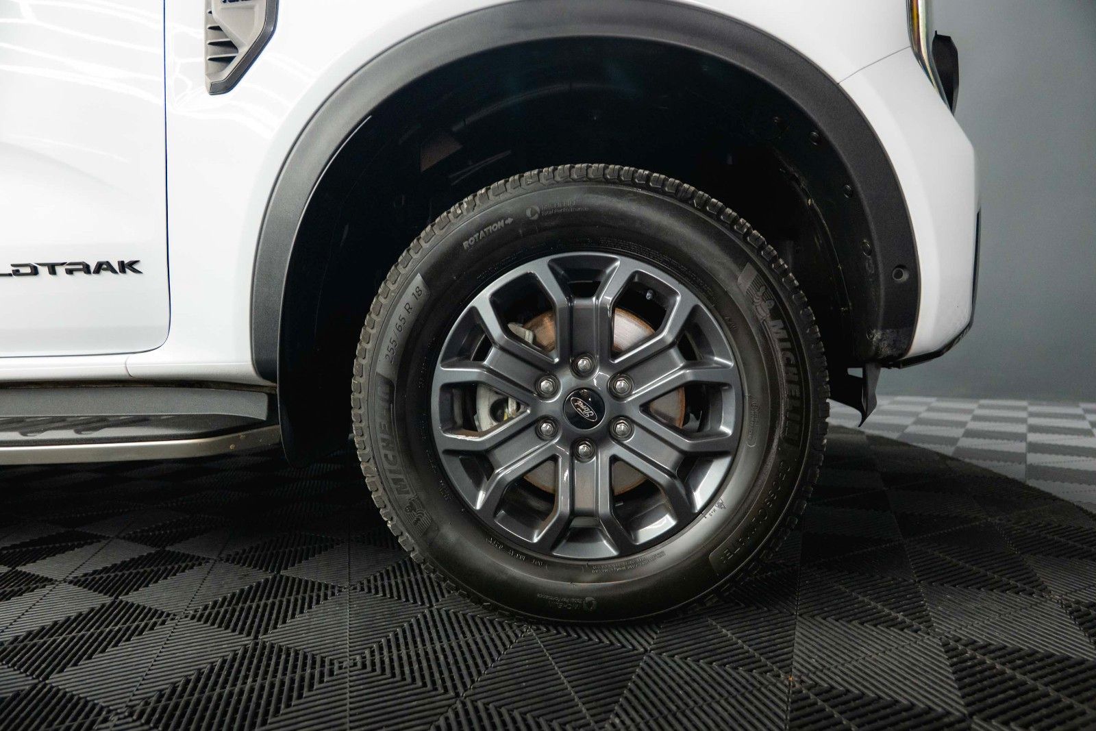 Fahrzeugabbildung Ford Ranger Wildtrak e-4WD Doppelkabine Offroad *ACC*