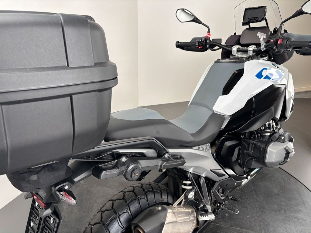 Fahrzeugabbildung BMW R1300 GS *1. HAND-SCHECKHEFT*