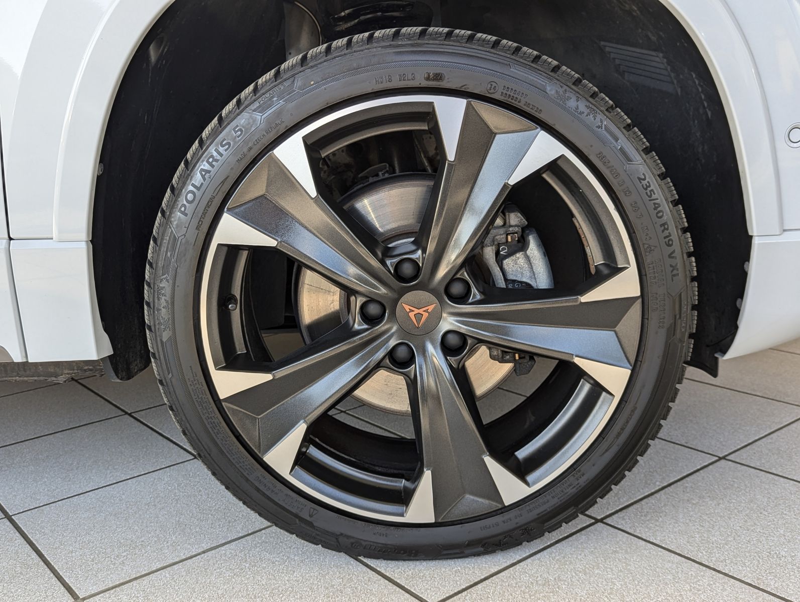 Fahrzeugabbildung CUPRA Ateca 1.5 TSI DSG ACC Winter-Paket Cam AHK 19"