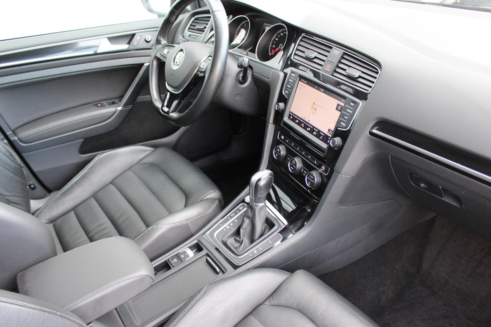 Volkswagen Golf Variant Highline 1.4 TSI DSG+Leder+Navi+Xen