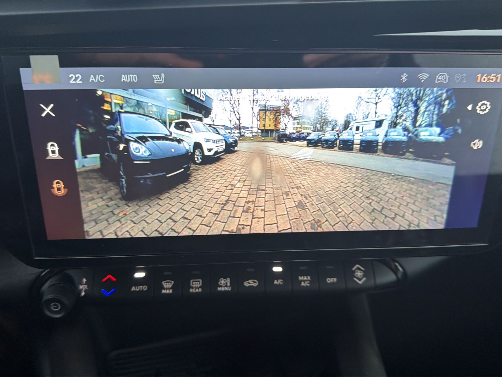 Fahrzeugabbildung Alfa Romeo Junior Ibrida 1.2 VGT 48V-Hybrid 100 kW Speciale