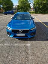 Volvo V90 D4 R-Design Geartronic R-Design - blaue Volvo V90