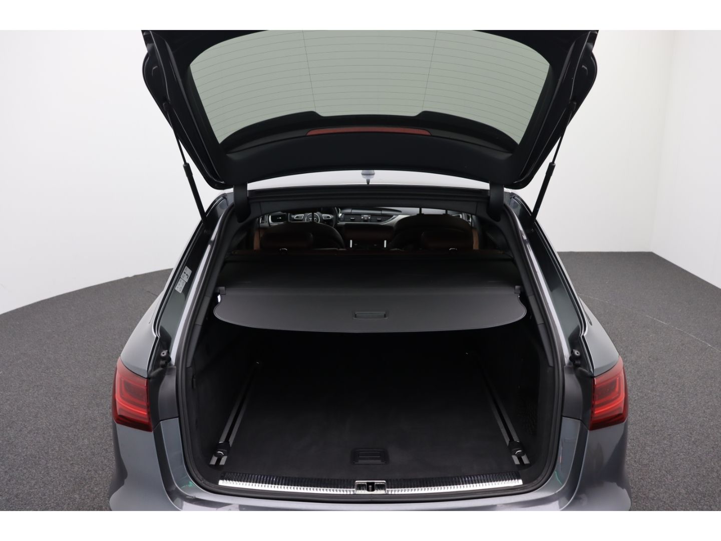 Fahrzeugabbildung Audi A6 Avant 3.0 TDI clean diesel quattro S line AHK
