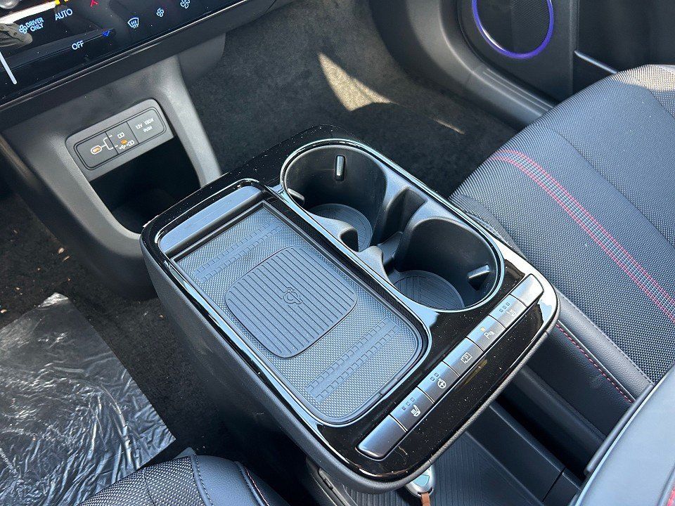 Fahrzeugabbildung Hyundai IONIQ 5 (MY25) 4WD N-LINE NAV+CARPLAY+SHZ+MATRIX