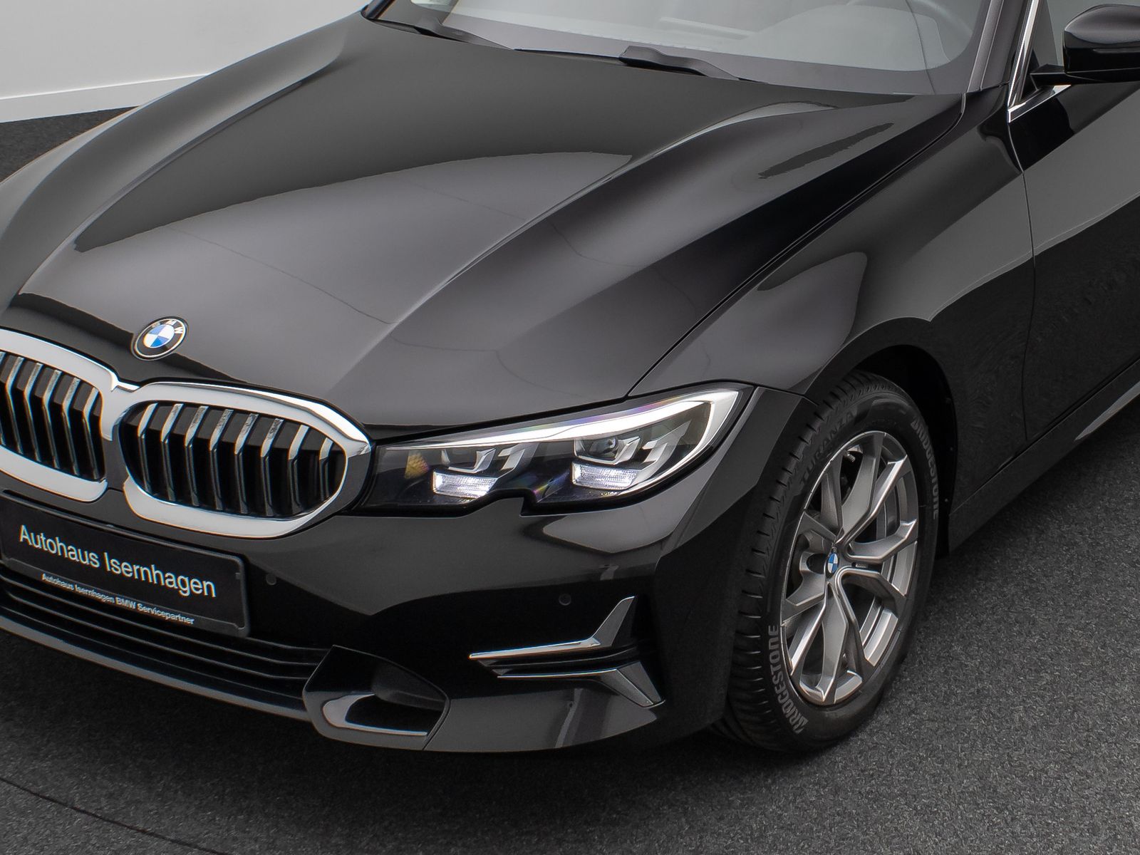 Fahrzeugabbildung BMW 320d Luxury Line DAB Leder Komfort HiFi Sport
