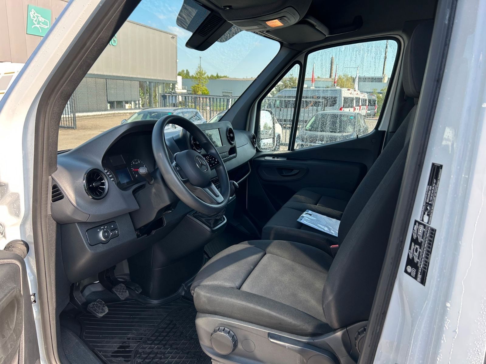 Fahrzeugabbildung Mercedes-Benz Sprinter III  317 CDI L3H2 Navi AHK