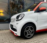 Smart ForTwo EDITION 1*AUTOM*WENIG KM*BRABUS*PANO*NAVI - Smart: Edition
