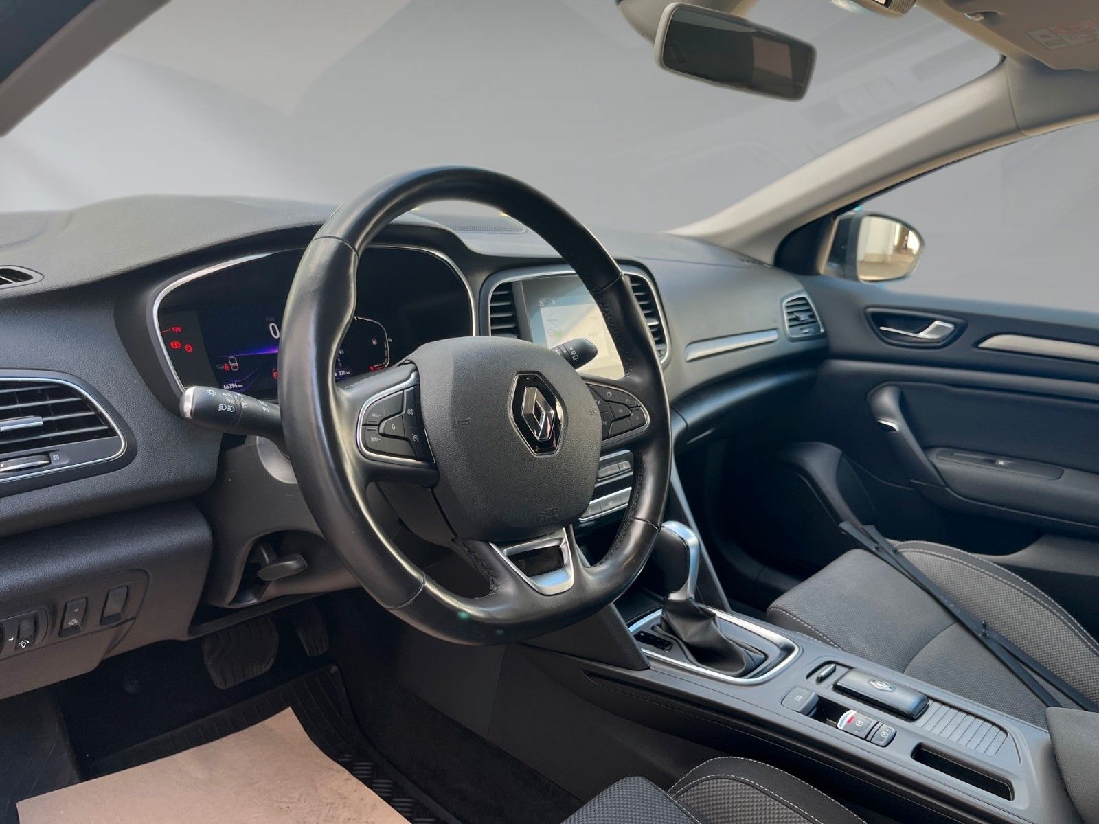 Renault Megane IV Grandtour Equilibre – Bild 11