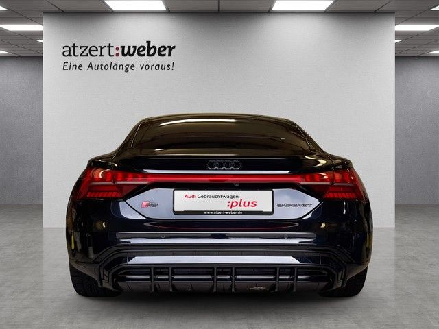 Fahrzeugabbildung Audi RS e-tron GT quattro PANO StdHz Matrix HuD 21"
