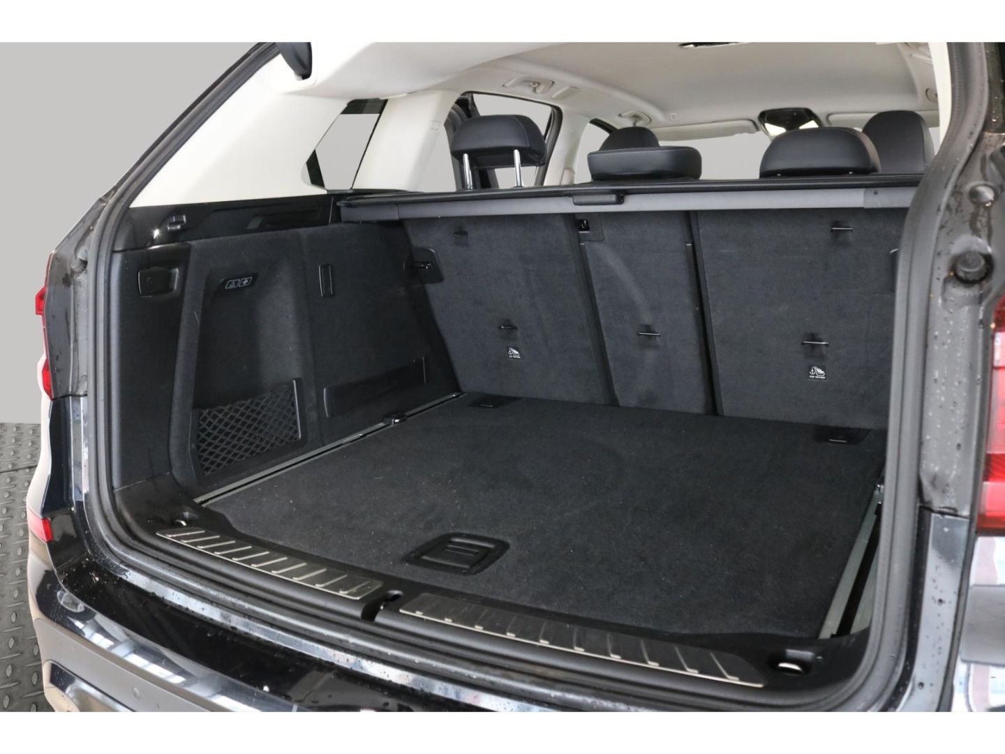 Fahrzeugabbildung BMW X3 xDrive 20 d xLine X-Line Navi el. Heckklappe