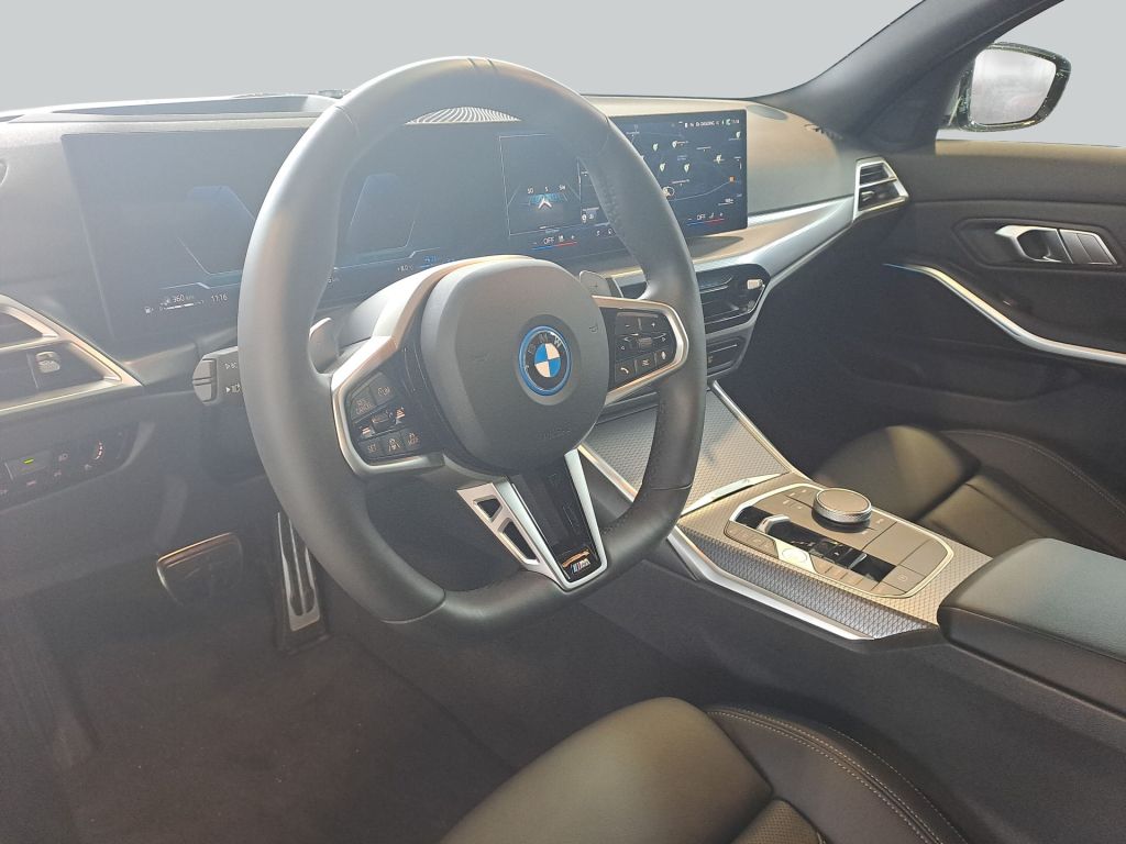 BMW 330 - Bild 11