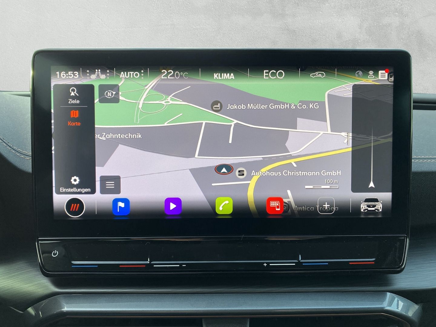 Fahrzeugabbildung CUPRA Formentor Basis e-HYBRID 1.4 EU6d* Navi* Memory