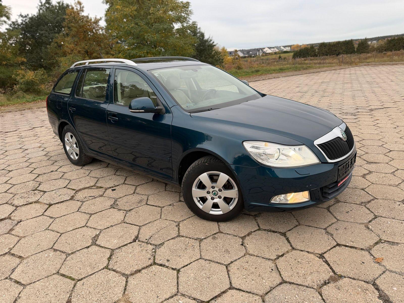 Skoda Octavia 2012 — photo 8