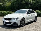 BMW 328i xDrive/M-Paket/Schiebedach/SHZ - BMW 328 in Düsseldorf