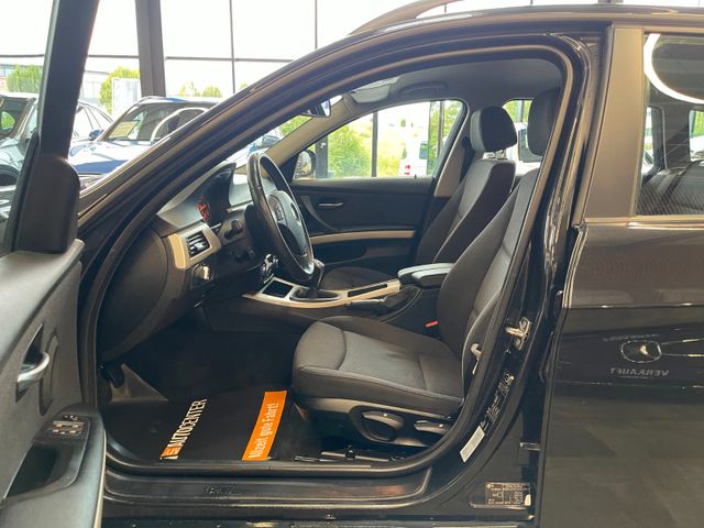 BMW 318i  Touring *NAVI*KLIMA*TEMPOMAT*>SZHZ*