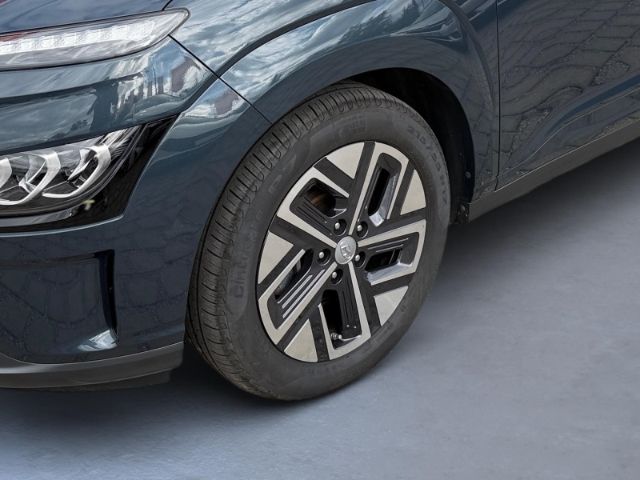 Fahrzeugabbildung Hyundai KONA Trend Elektro 2WD +KLIMA+PDC+NAVI+SHZ+RFK+U
