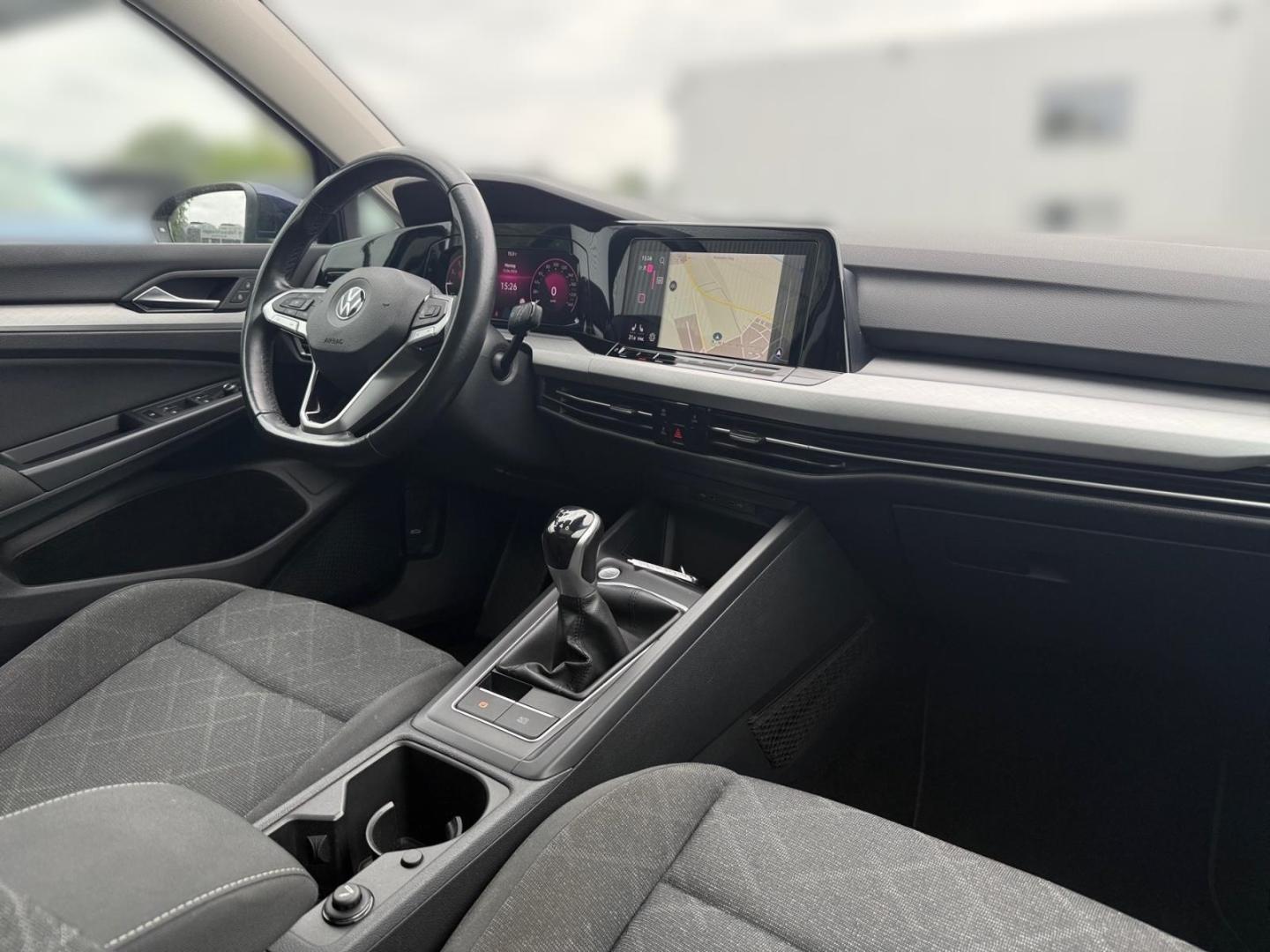Volkswagen Golf 8 VIII Life 1.0 TSI El. Panodach Navi