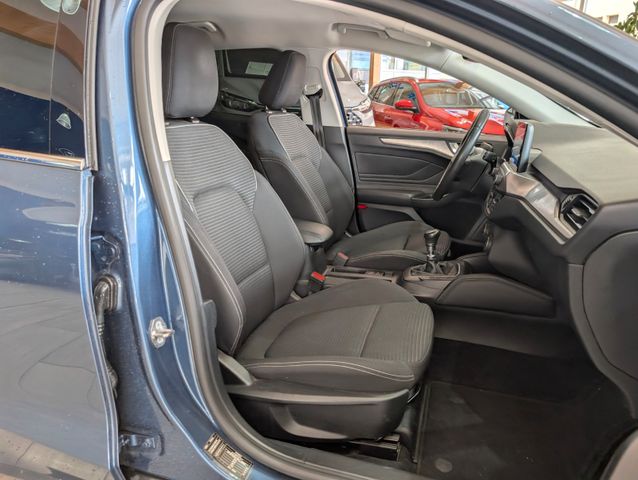 Ford Focus Titanium 1.0 EcoboostHybrid 155PS