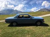 Mercedes-Benz 230 - scheckheftgepflegte Mercedes 230
