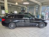 BMW 525 d touring Automatik/elekr.AHK/NAVI/LED/Gar./ - BMW 525: Kombi