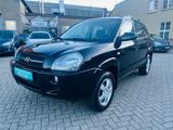 Hyundai Tucson 2.0 GLS PDC Klima Zahnriemen Tüv Neu - gebrauchte Hyundai TUCSON aus dem Jahr 2007