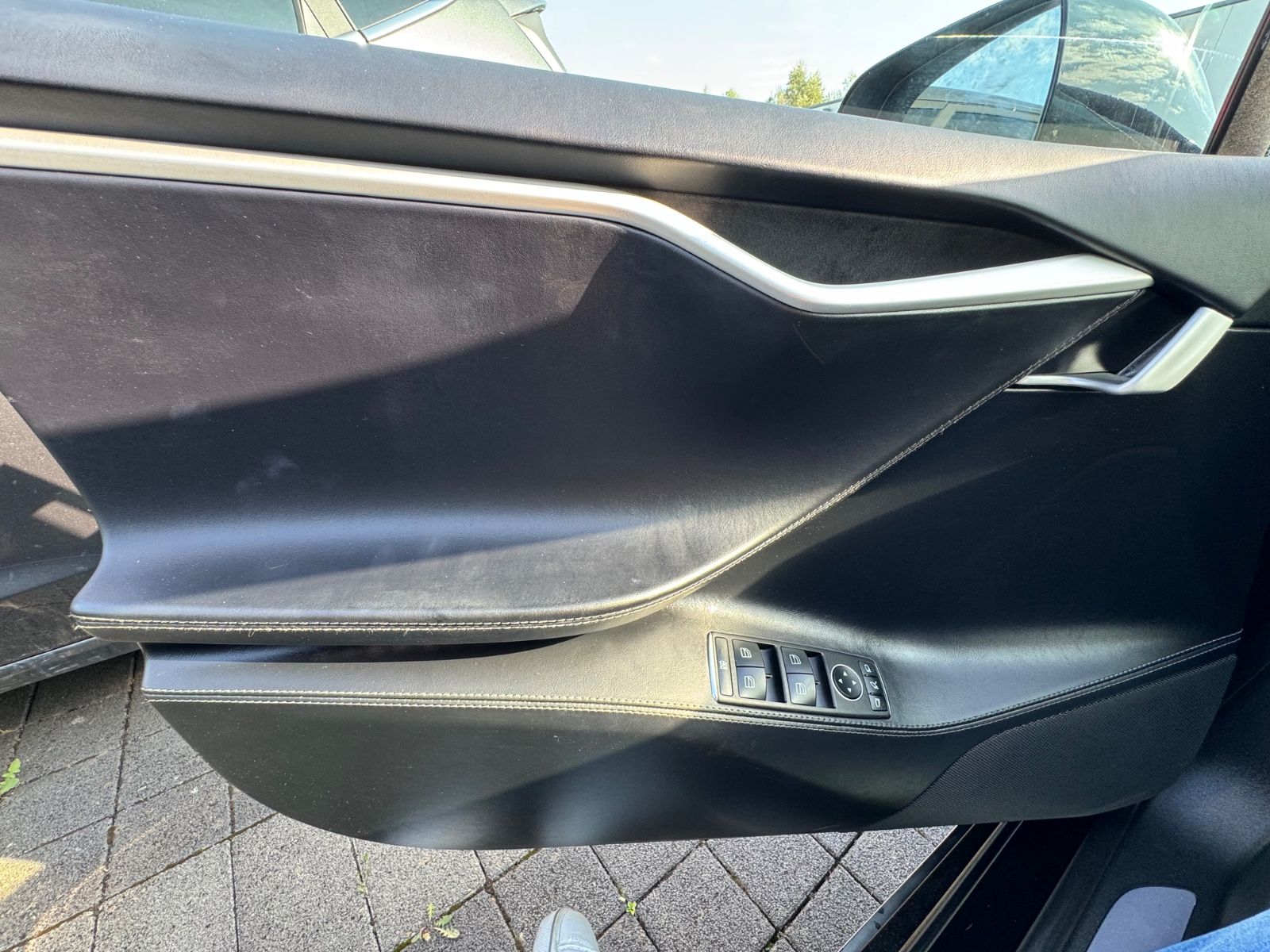 Fahrzeugabbildung Tesla Model S /Panodach/20Zoll/Vollleder-Sportsitze