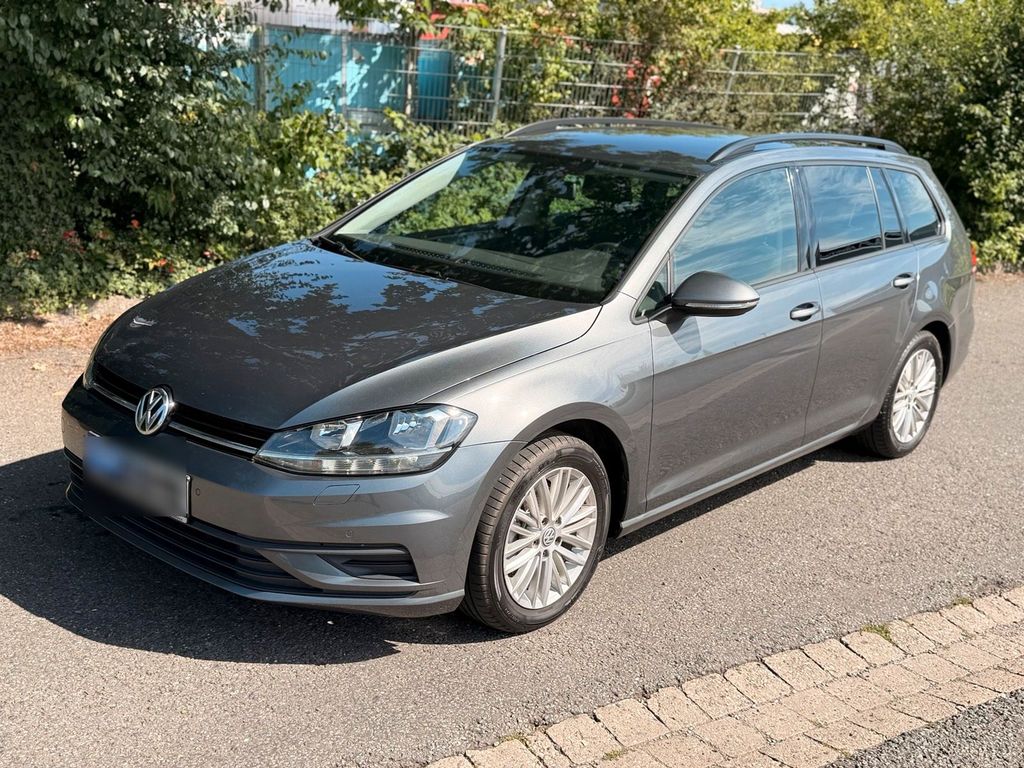 Image of Volkswagen Golf