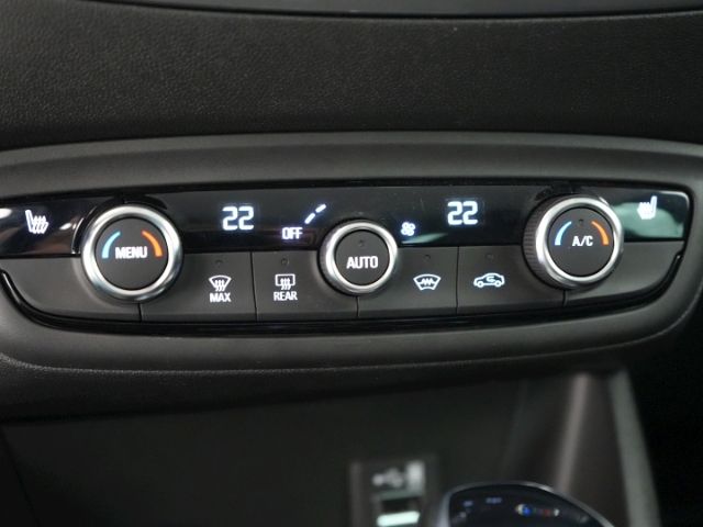 Crossland ELEGANCE PAKET AT+LED LICHT+NAVI+RÜCKF