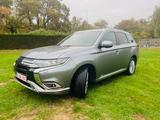 Mitsubishi Outlander CWO GGP21 / FOR EXPORT ! - Mitsubishi Outlander Kombi Gebrauchtwagen